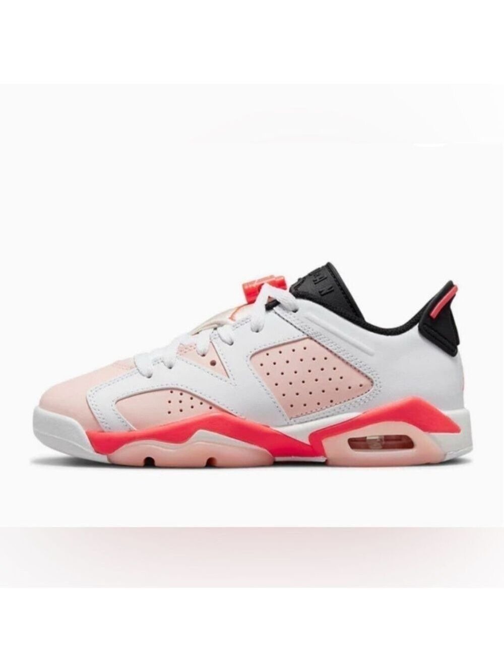 Air Jordan 6 Retro Low Sneakers Youth - size 7Y